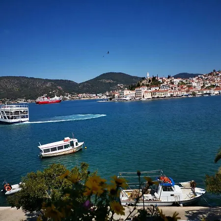 Poros Vista 3*