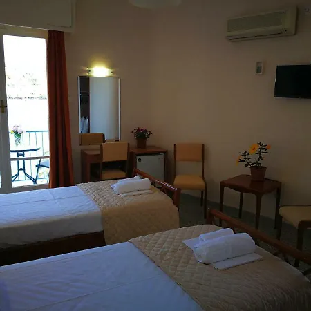 Poros Vista 3*